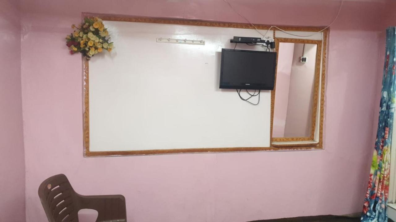 Lake Boulevard Guest House Srīnagar Екстериор снимка